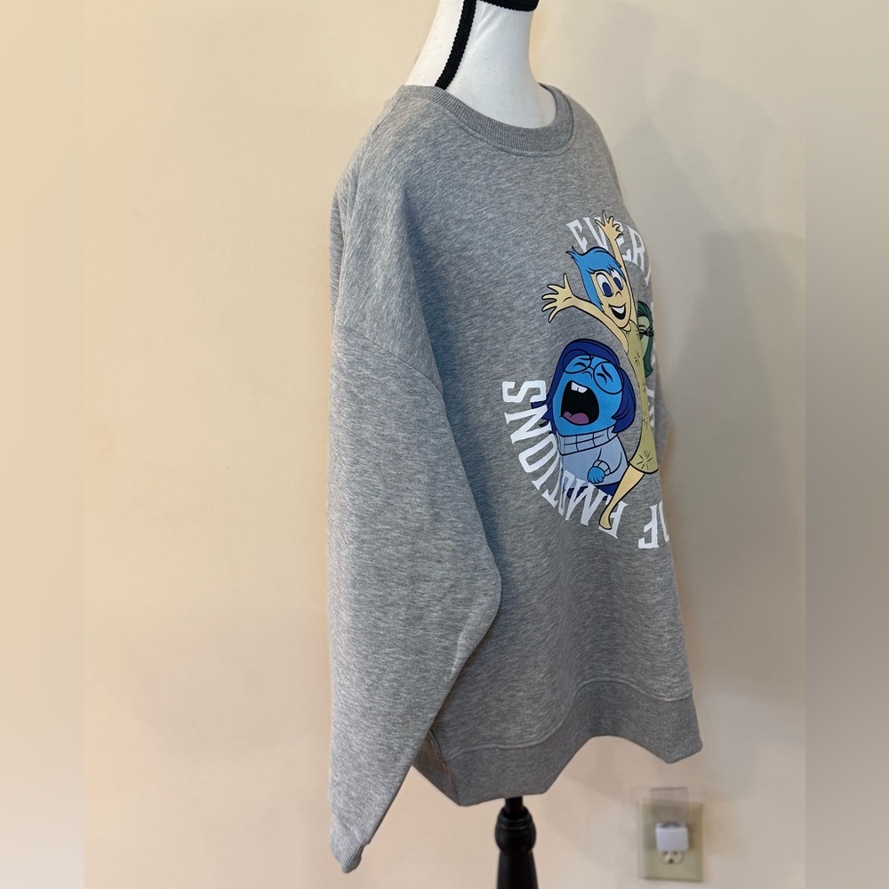 Disney / Pixar - Inside Out - Emotions Crewneck - Picture 2 of 5